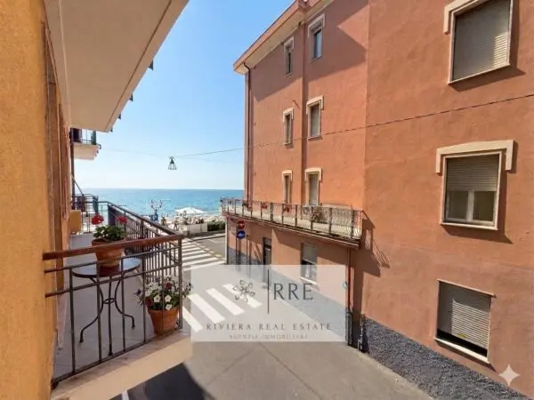 Appartamento via Roma, Alassio