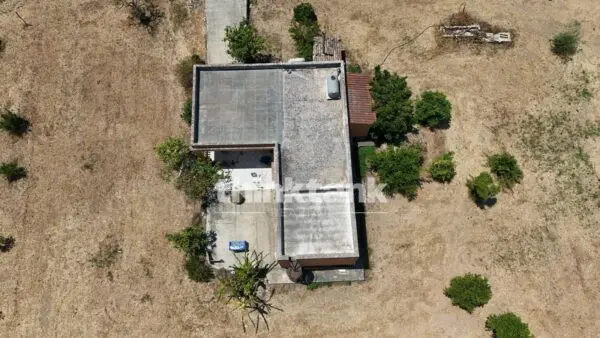 Villa via Contrata Laufi, Noto
