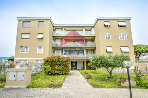 Appartamento via Vittorio Maria Butera 5, Roma