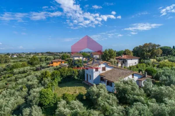 Villa via Di Colle Perino, Velletri