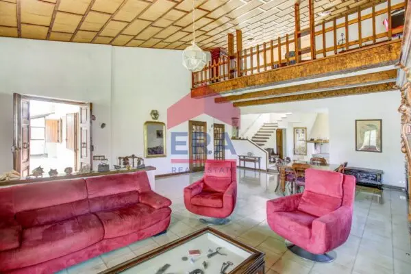 Villa via Di Colle Perino, Velletri