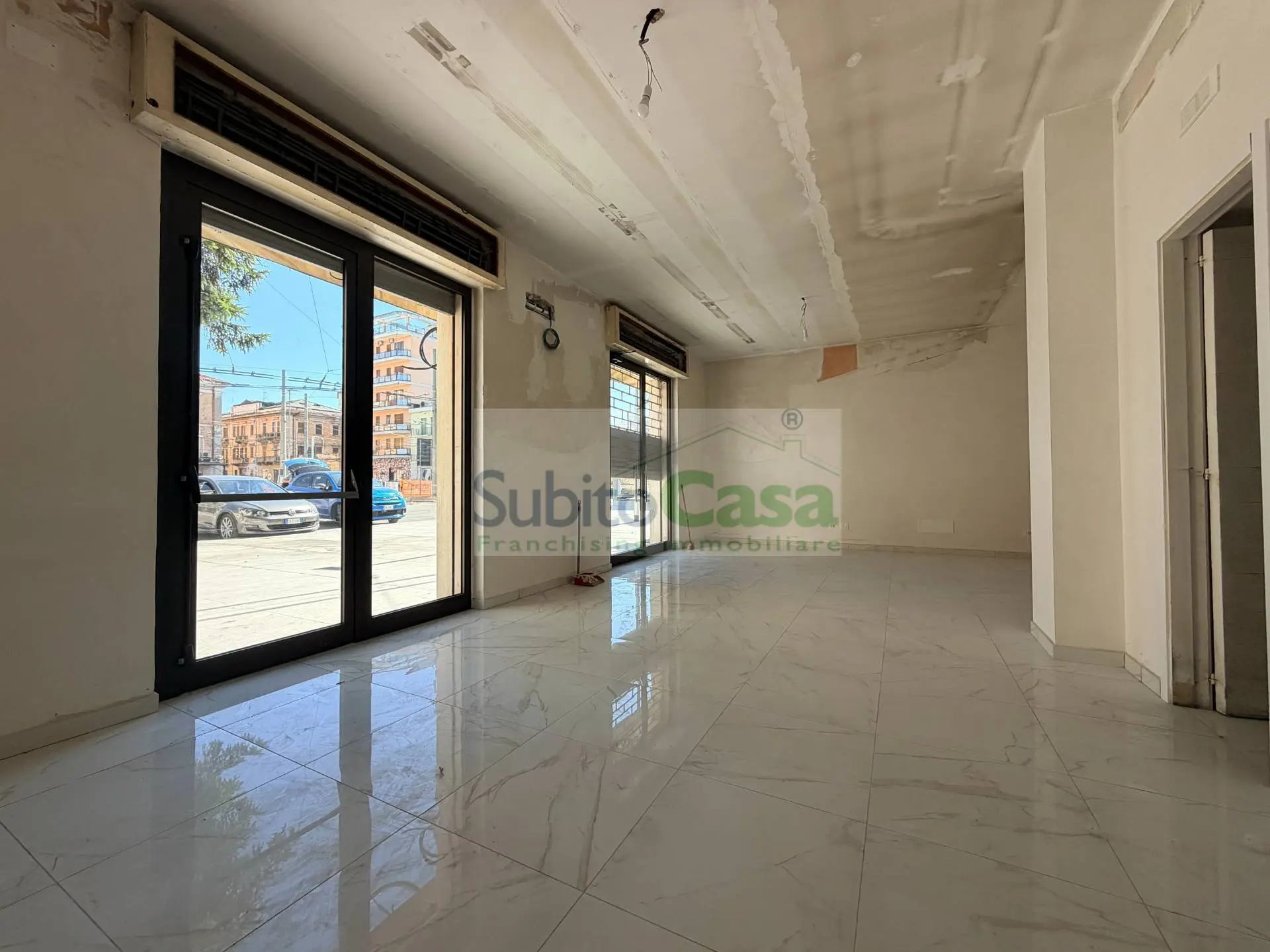 Immagine per Locale Commerciale in affitto a Chieti Piazza Marconi 35/36