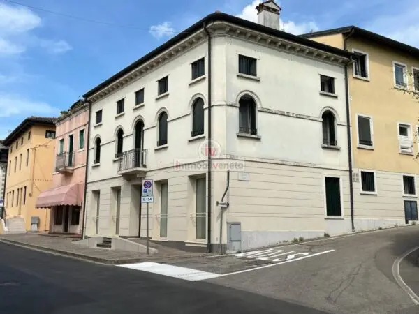 Appartamento piazza Marconi, Gambellara