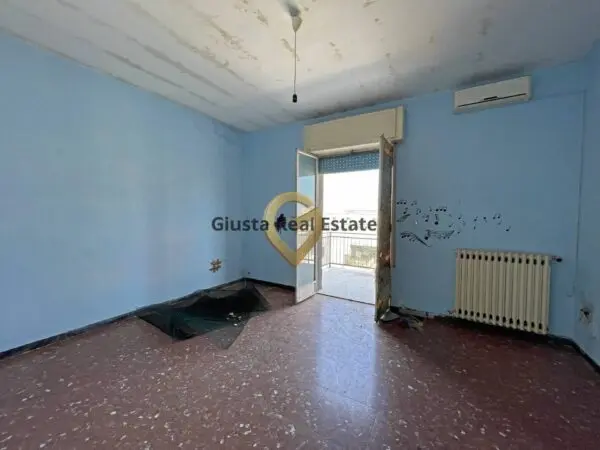 Appartamento via Mecenate 95, Brindisi