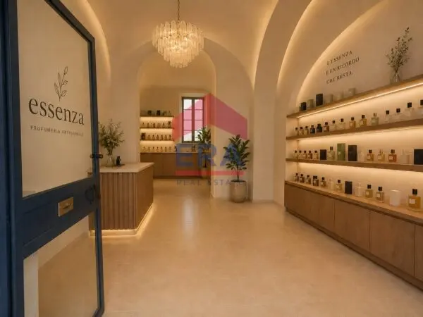 Locale Commerciale via Brescia 18, Roma