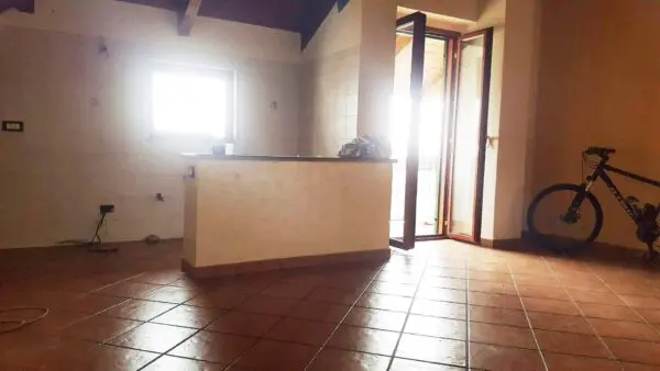 Appartamento via Madonna Delle Grazie 39, Giugliano In Campania
