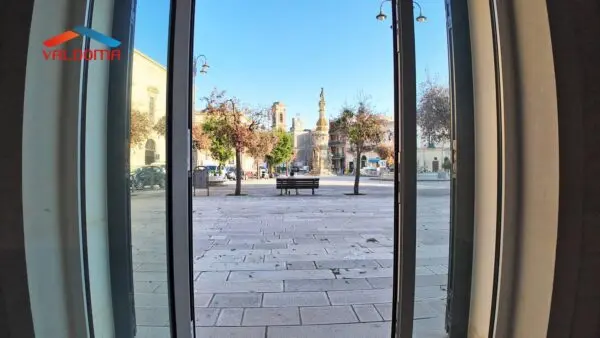Immagine per Locale Commerciale in affitto a Vernole Piazza vittorio veneto 12