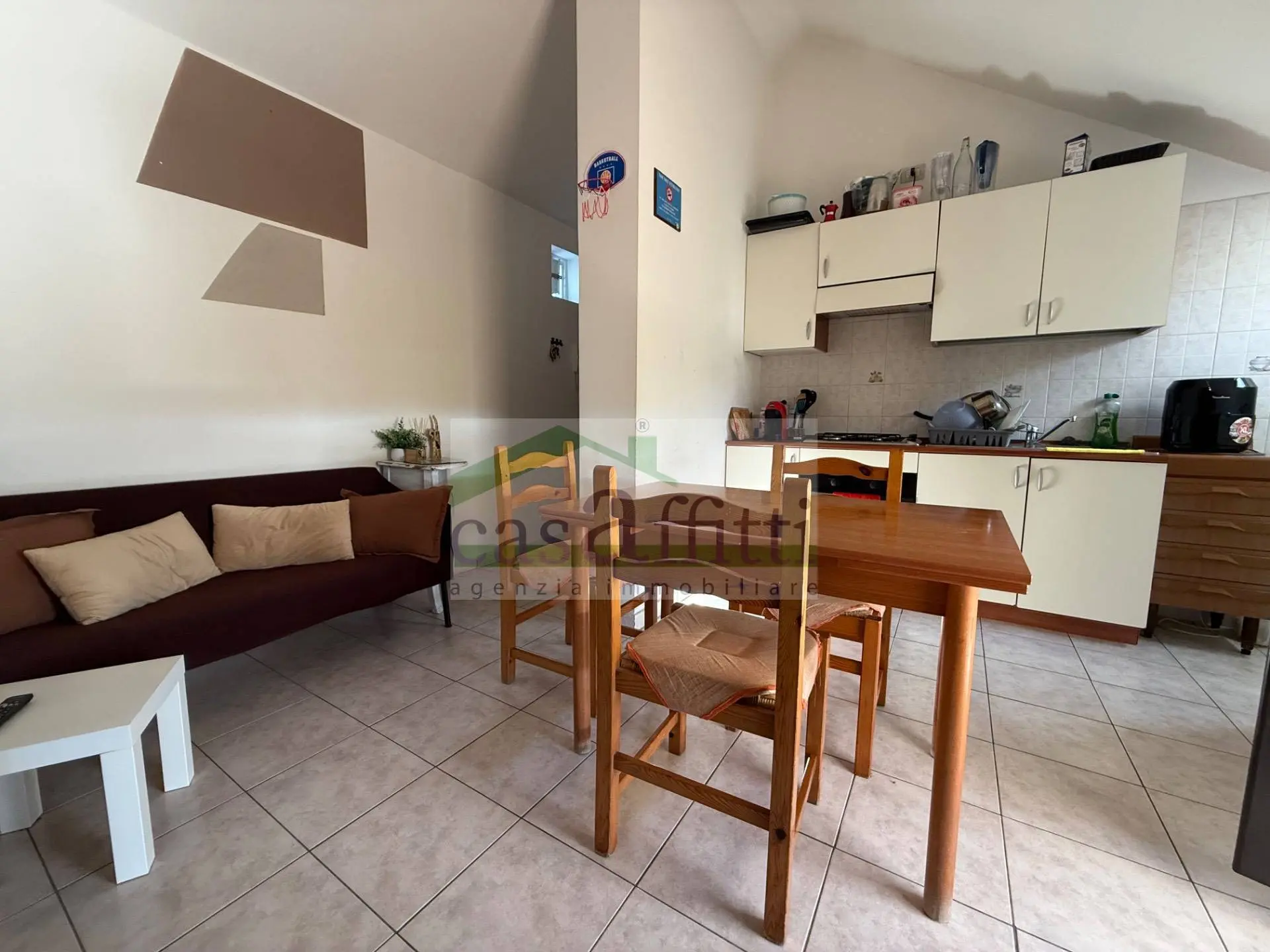 Appartamento via Gissi, Chieti