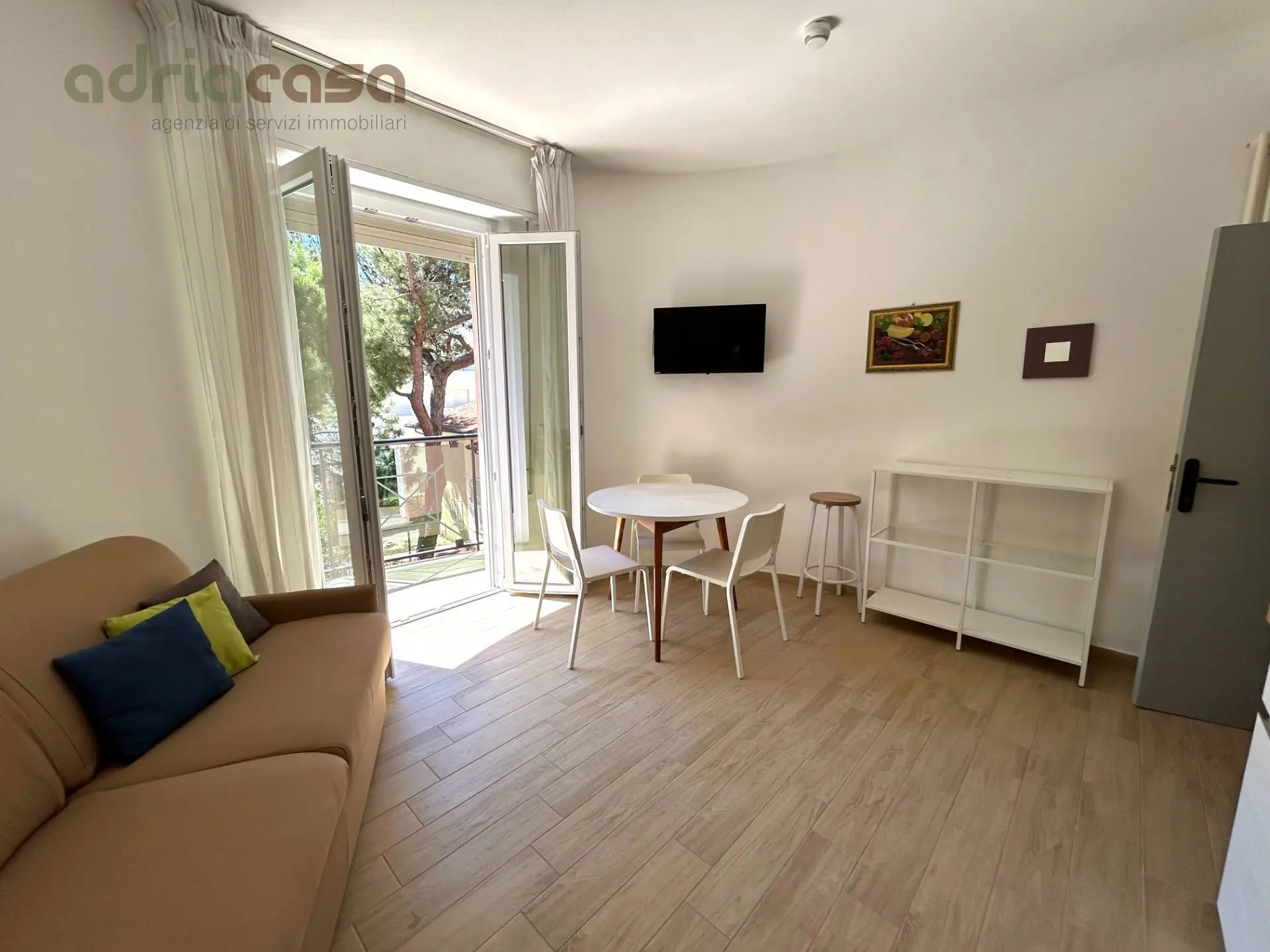 Immagine per Appartamento in affitto a Riccione Viale Dante Alighieri 