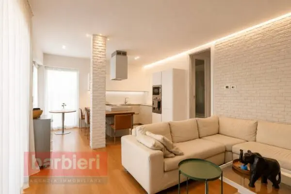 Appartamento via Del Correggio 3, Cervia