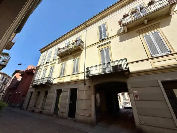 Ufficio via, Alessandria