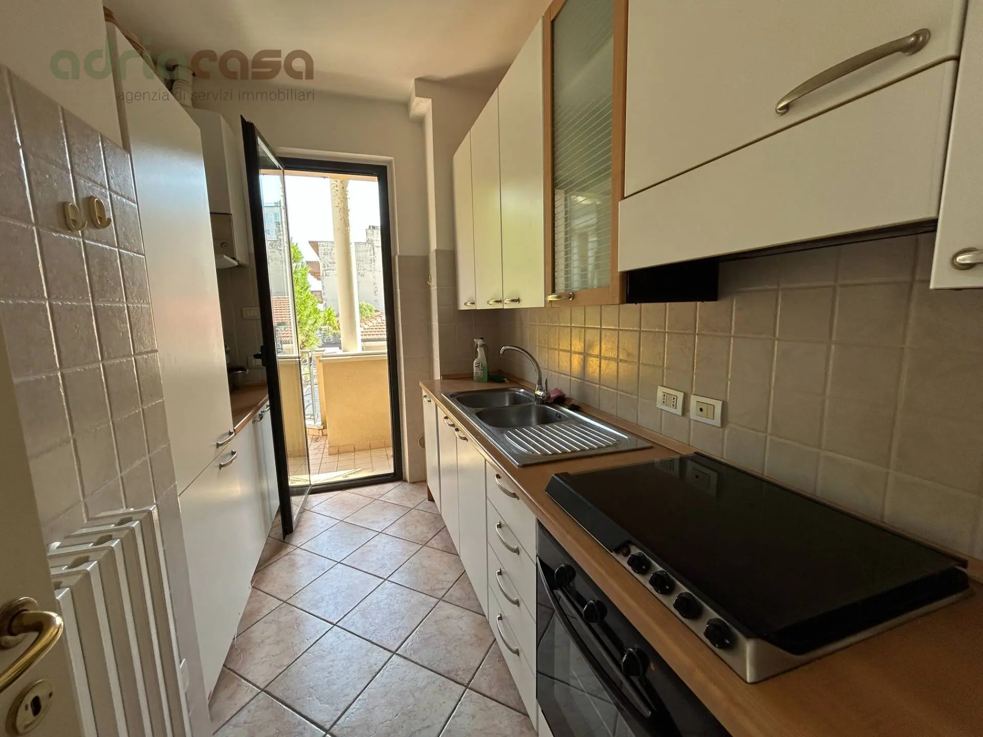 Immagine per Appartamento in affitto a Riccione Viale Ceccarini 