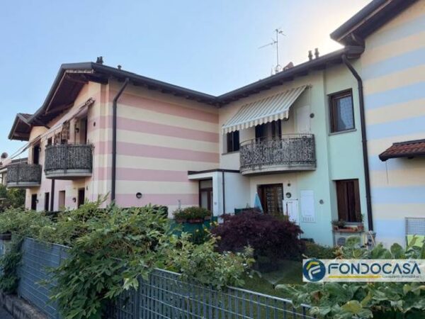 Appartamento via, Zandobbio