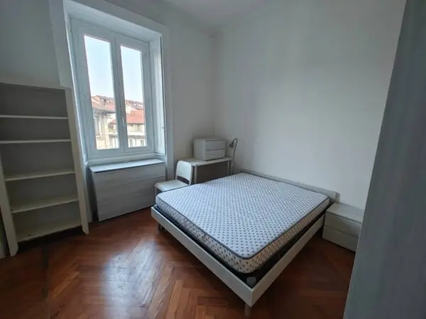 Appartamento via Spartaco 10, Milano