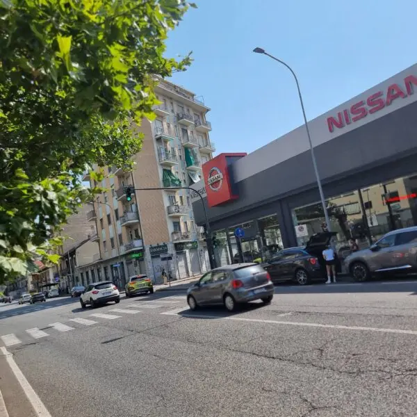 Negozio via Cigna 118, Torino