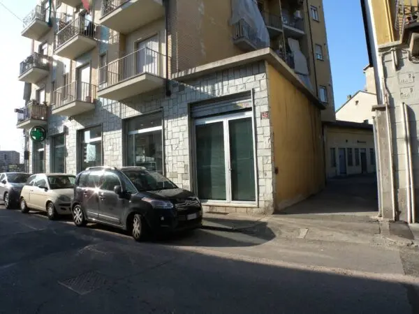 Negozio via Cigna 118, Torino