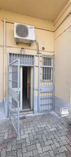 Negozio via Domodossola 29, Torino