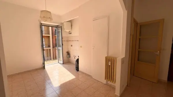 Appartamento via Borgosesia 103, Torino