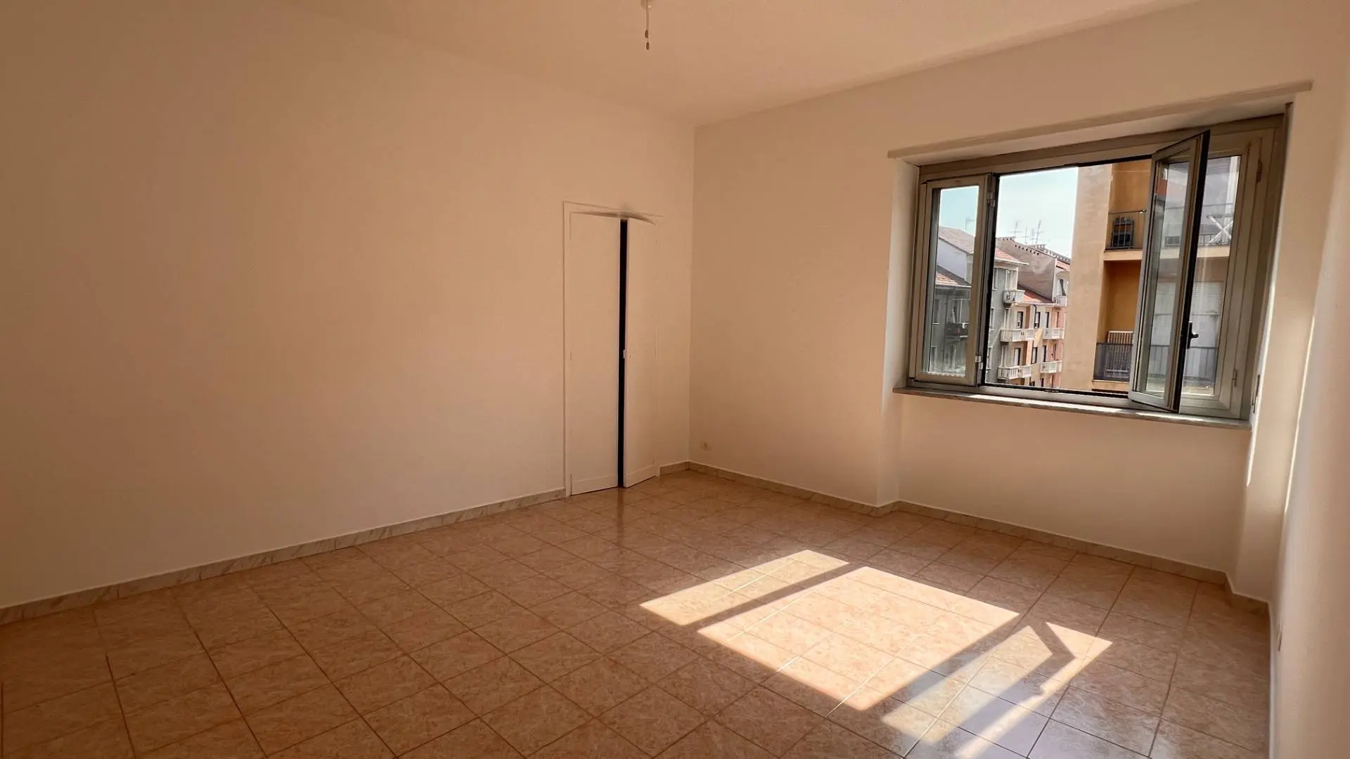 Immagine per Appartamento in vendita a Torino Via Borgosesia 103