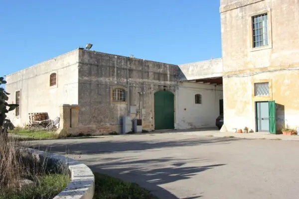 Capannone Industriale via Enzo Ferrari 2, Lecce
