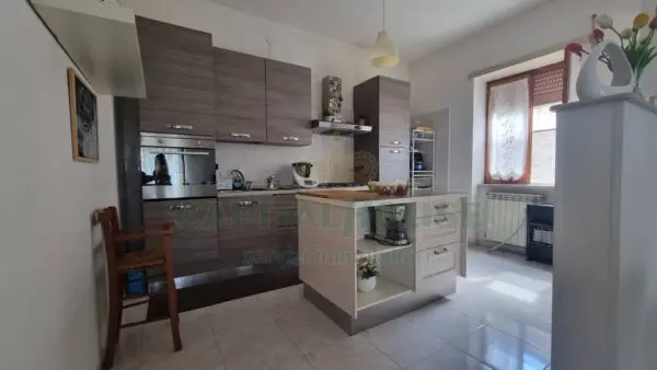 Appartamento via, Marcianise