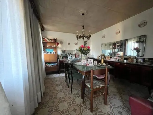 Casa Indipendente via Lobbia Vicentina, Lonigo