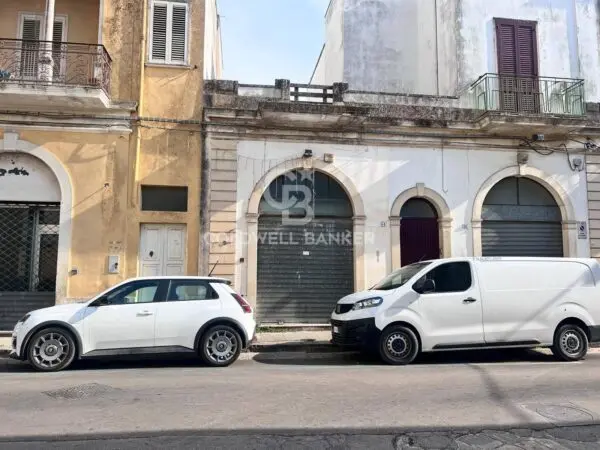 Immagine per Locale Commerciale in vendita a Galatina Via Pascoli 34