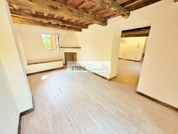 Villa via Arno, Pietrasanta