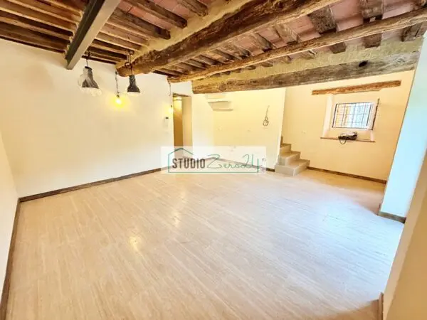 Villa via Arno, Pietrasanta