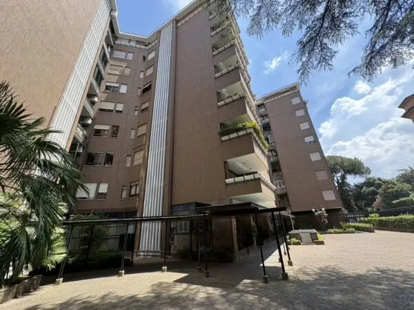 Ufficio via Giuseppe Mazzini 4 /4a, Roma