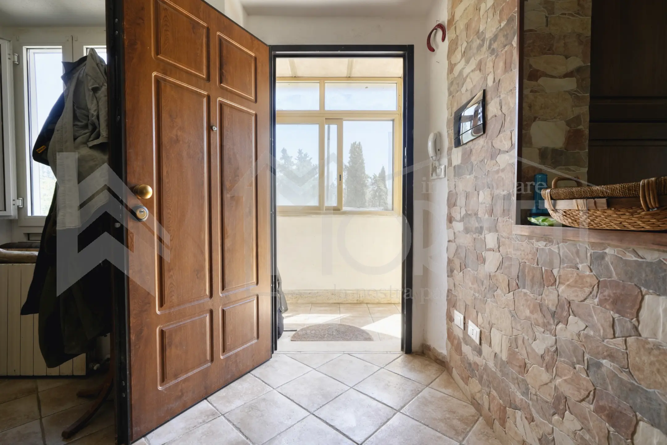 Immagine per Porzione di casa in vendita a Collesalvetti via Pian Delle Tregge