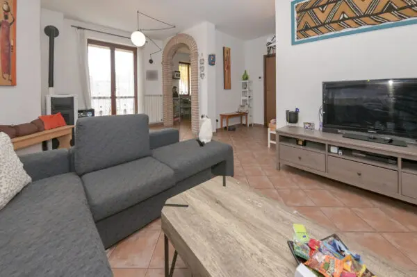 Quadrilocale via Guido Gozzano 48, Strambino