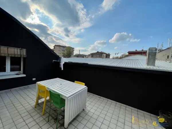 Bilocale via Sartori 16, Parma