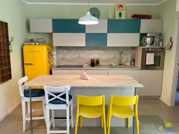 Bilocale via Sartori 16, Parma