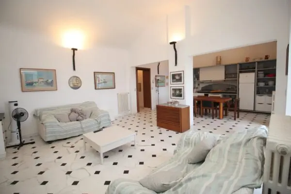 Immagine per Appartamento in affitto a Alassio via Xx Settembre