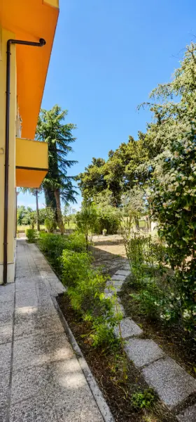 Villa Trifamiliare via Snc, Monsano