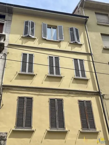 Bilocale strada Giuseppe Garibaldi 45, Parma