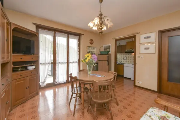Bilocale via Villa Inferiore Braida 12, Mezzenile