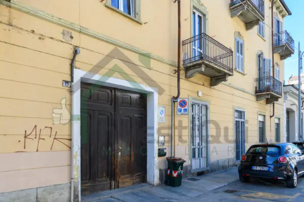 Bilocale via Foggia 19, Torino