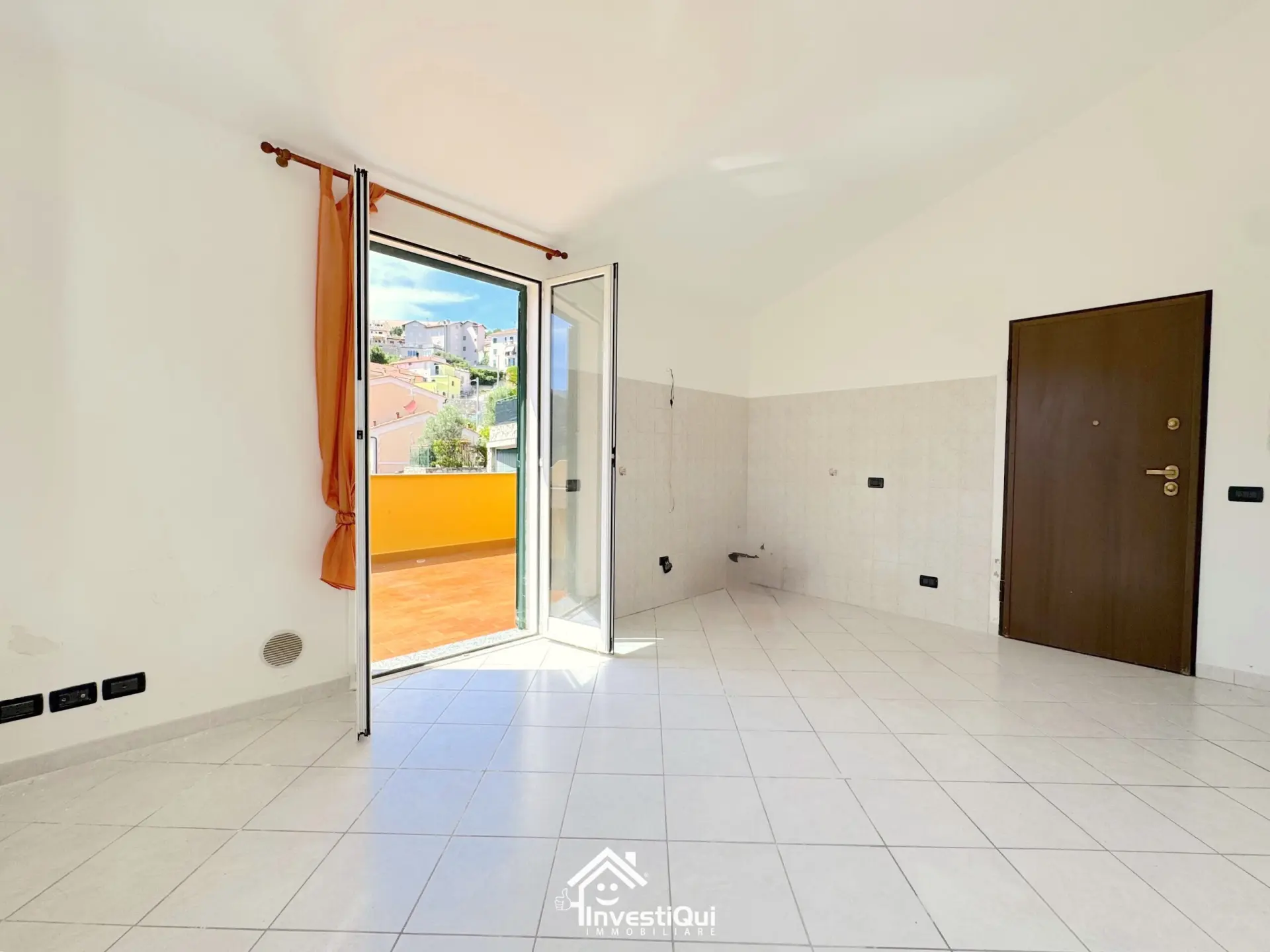 Immagine per Bilocale in vendita a Magliolo via Barilari 7BIS