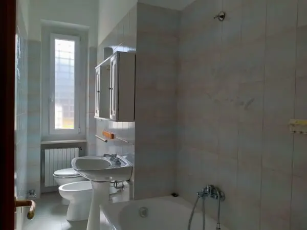 Immagine per Bilocale in vendita a Torino via Meina 8