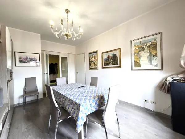 Quadrilocale viale Dei Romanisti 127, Roma