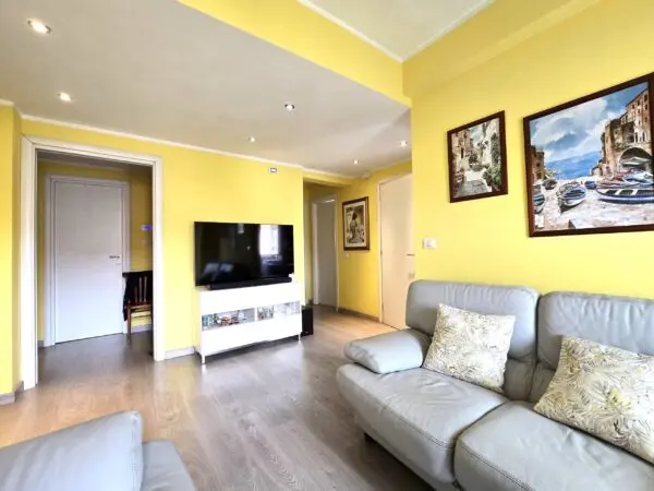 Quadrilocale viale Dei Romanisti 127, Roma