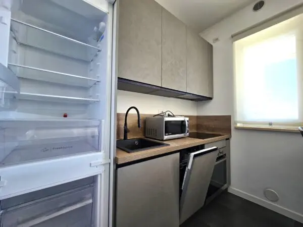 Bilocale via Guglielmo Petroni 38, Roma