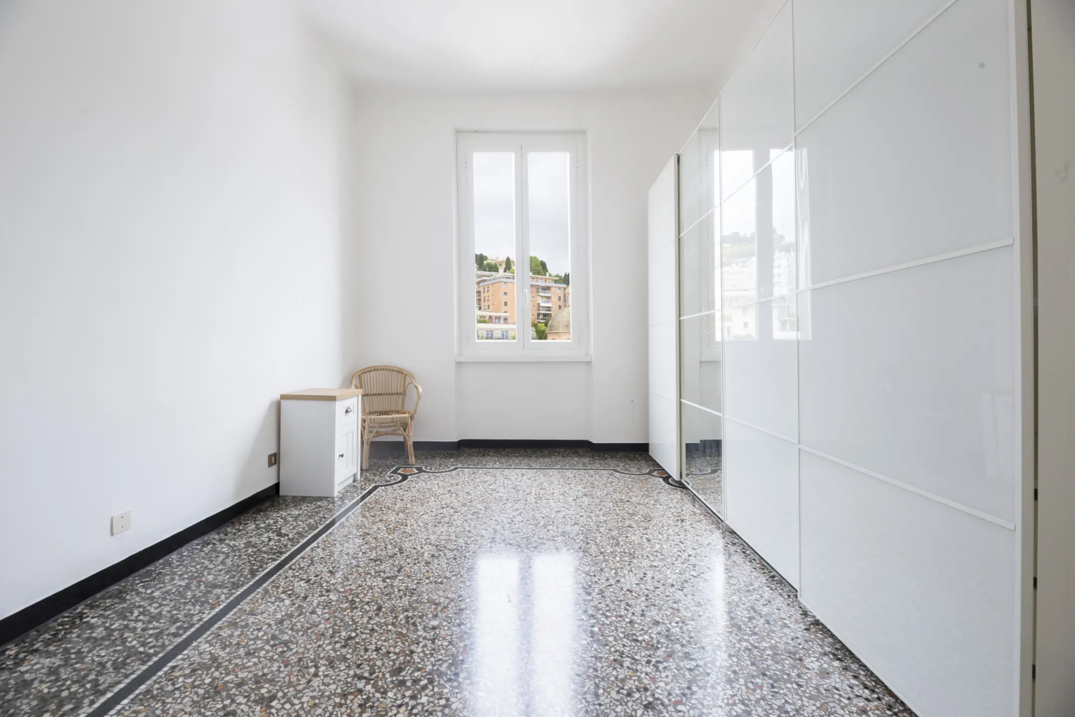 Immagine per Monolocale in vendita a Genova corso Magenta