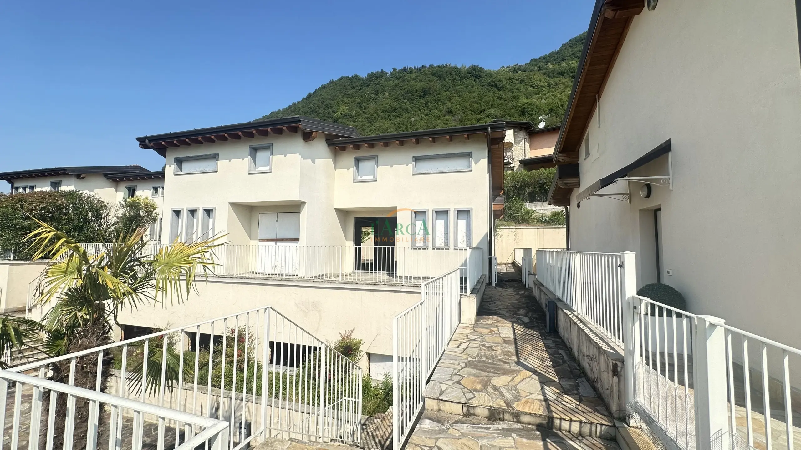 Immagine per Villa bifamiliare in vendita a Sarnico via Caverniga 16