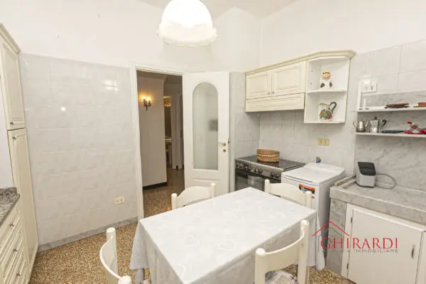 Quadrilocale via Borzoli 6a, Sestri Ponente, Genova