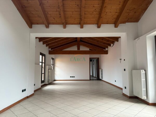 Quadrilocale via Largo Terzi 6, Capriolo