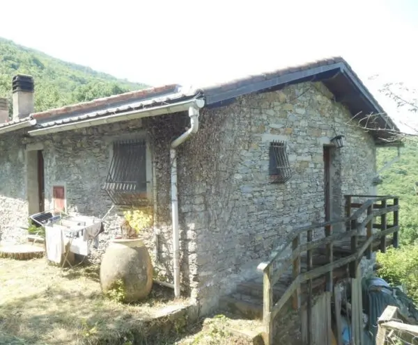Villa via Steneri 15, Avegno