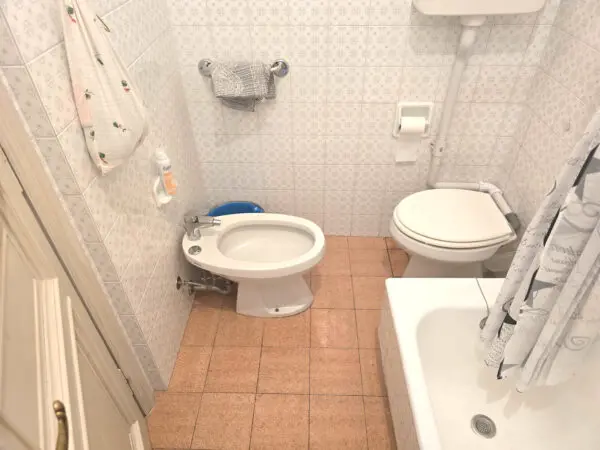Monolocale via Fratelli Betti 21, Rapallo
